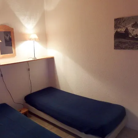 2 Pieces, 6 Pers, Piscine, Animaux Admis, Parking - Fr-1-263-141 Apartment